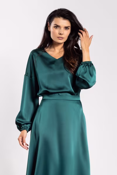 Bluzka Model A740 Bottle Green - awama — zdjęcie 1
