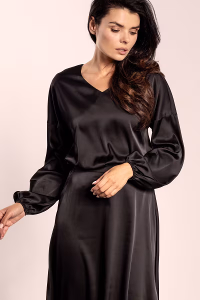 Bluzka Model A740 Black - awama — zdjęcie 1