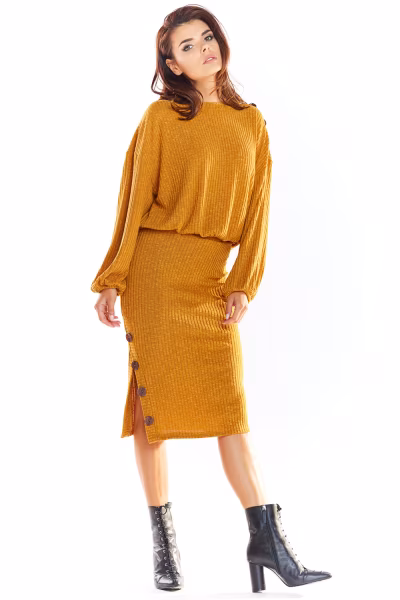Sweter Damski Model A318 Camel - awama — zdjęcie 2