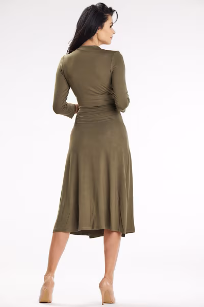 Sukienka Model A653 Khaki - awama — zdjęcie 3