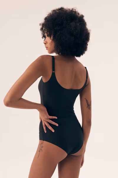 Gorsety, body, pasy Body Model Byte 42852 Black - Henderson — zdjęcie 3