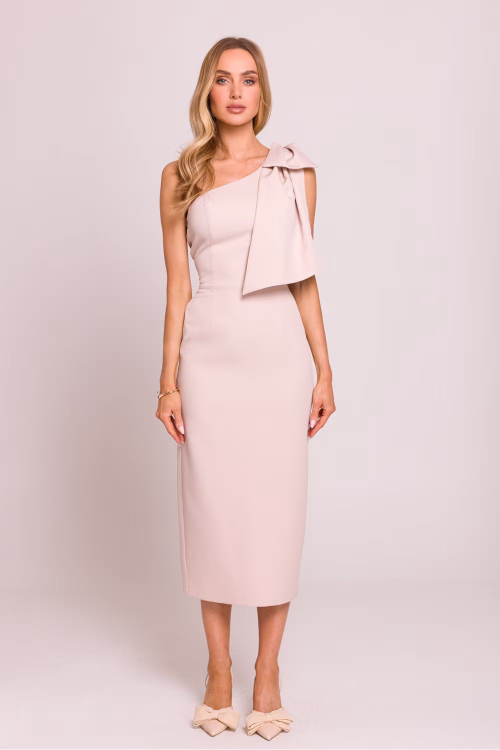 Sukienka Model MOE847 Light Beige - Moe
