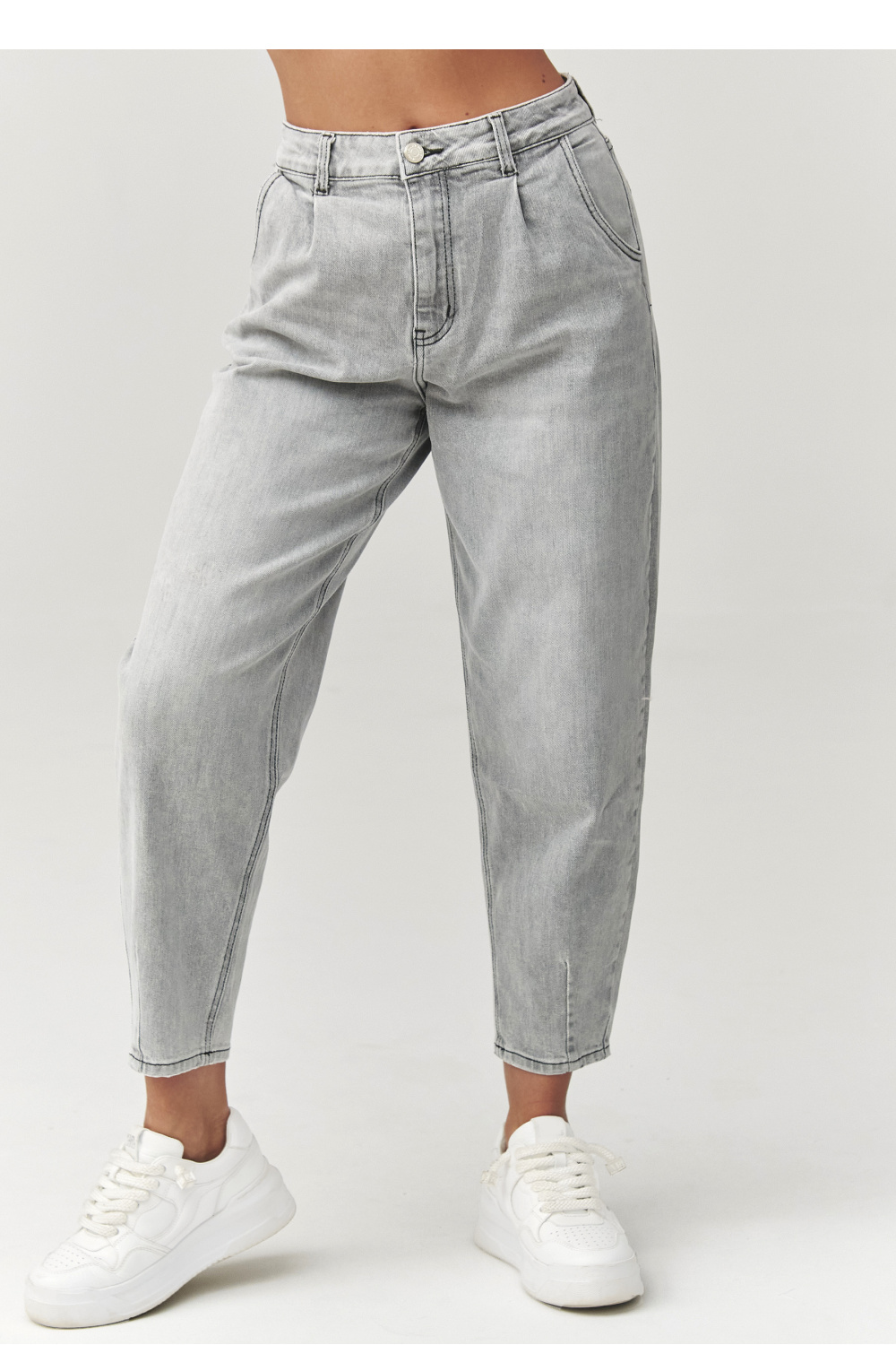 Spodnie Jeansy Damskie Model C31 Grey - Makadamia