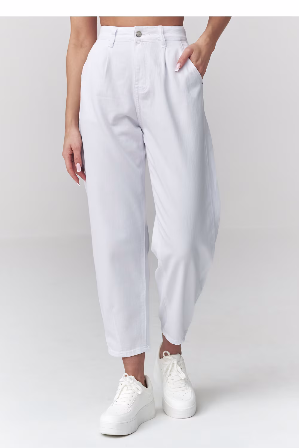 Spodnie Jeansy Damskie Model C52 White - Makadamia