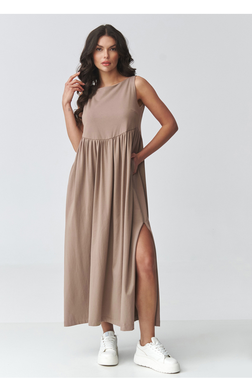 Sukienka Model M932 Mocca - Makadamia