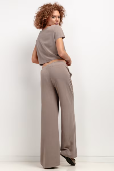 Spodnie Damskie Model T404 Mocca - Tessita — zdjęcie 2